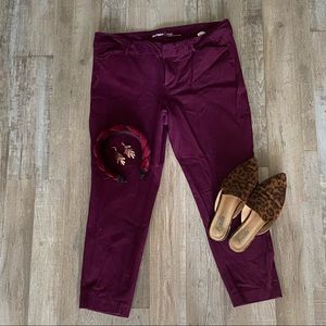 Wine Red Old Navy Pixie Ankle Pant 🍷